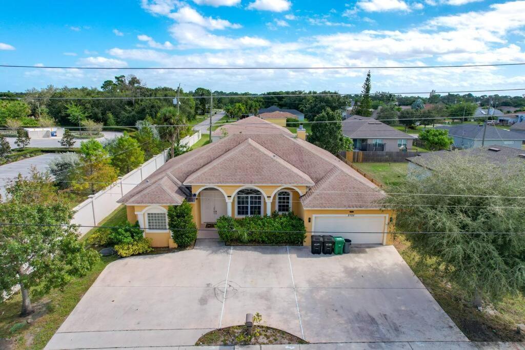 Discover Your Oasis: Tropical Haven In Central Psl Port St. Lucie Экстерьер фото